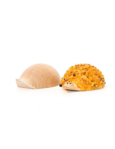Wooden hedgehog figurine DE5